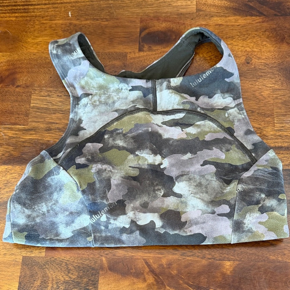 Lululemon Camouflage high neckline Sports Bra size 6